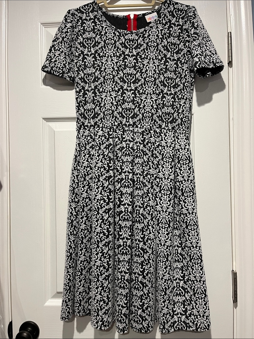 LuLaRoe Medium Dress with pockets